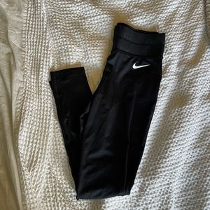 Nike Pro leggings